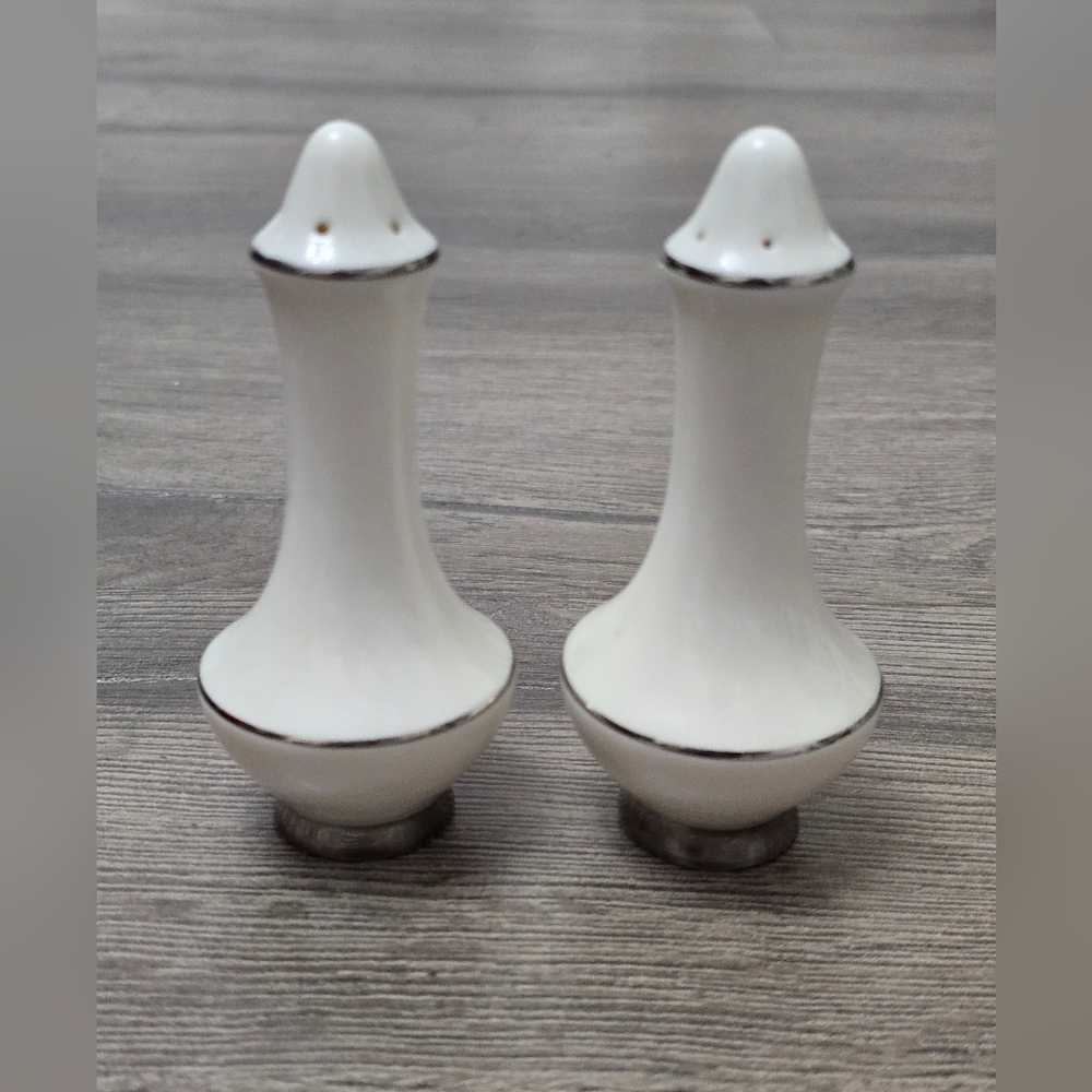 Vintage Pickard 59 Salt And Pepper Shakers Silver Accents